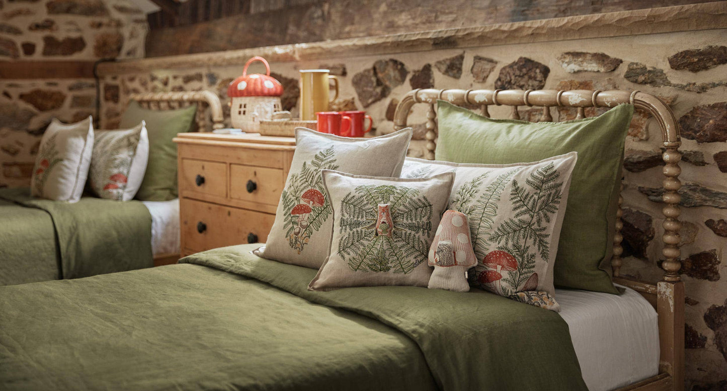 Fox with Ferns Pocket Pillow: Pillow Cover with Insert