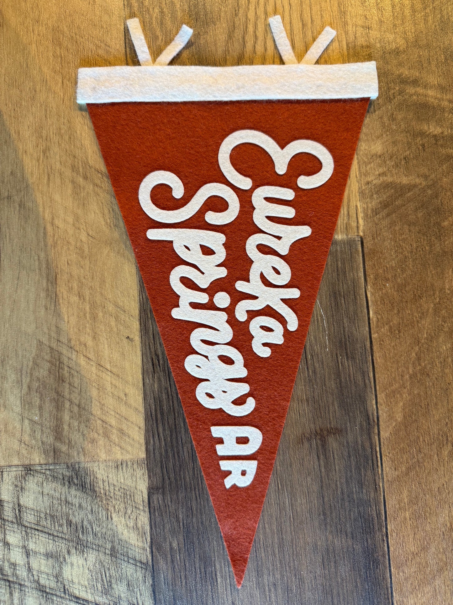 Eureka Springs, AR Vintage Style Pennant