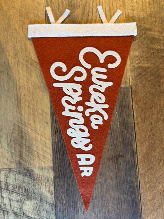 Eureka Springs, AR Vintage Style Pennant