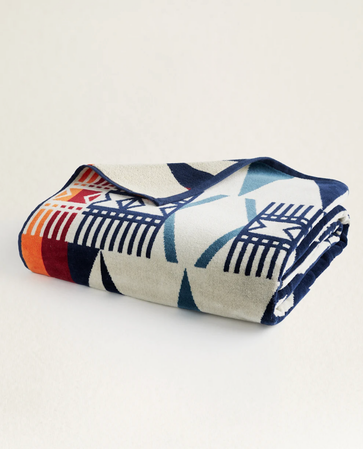 Pendleton Jacquard Towel for Two