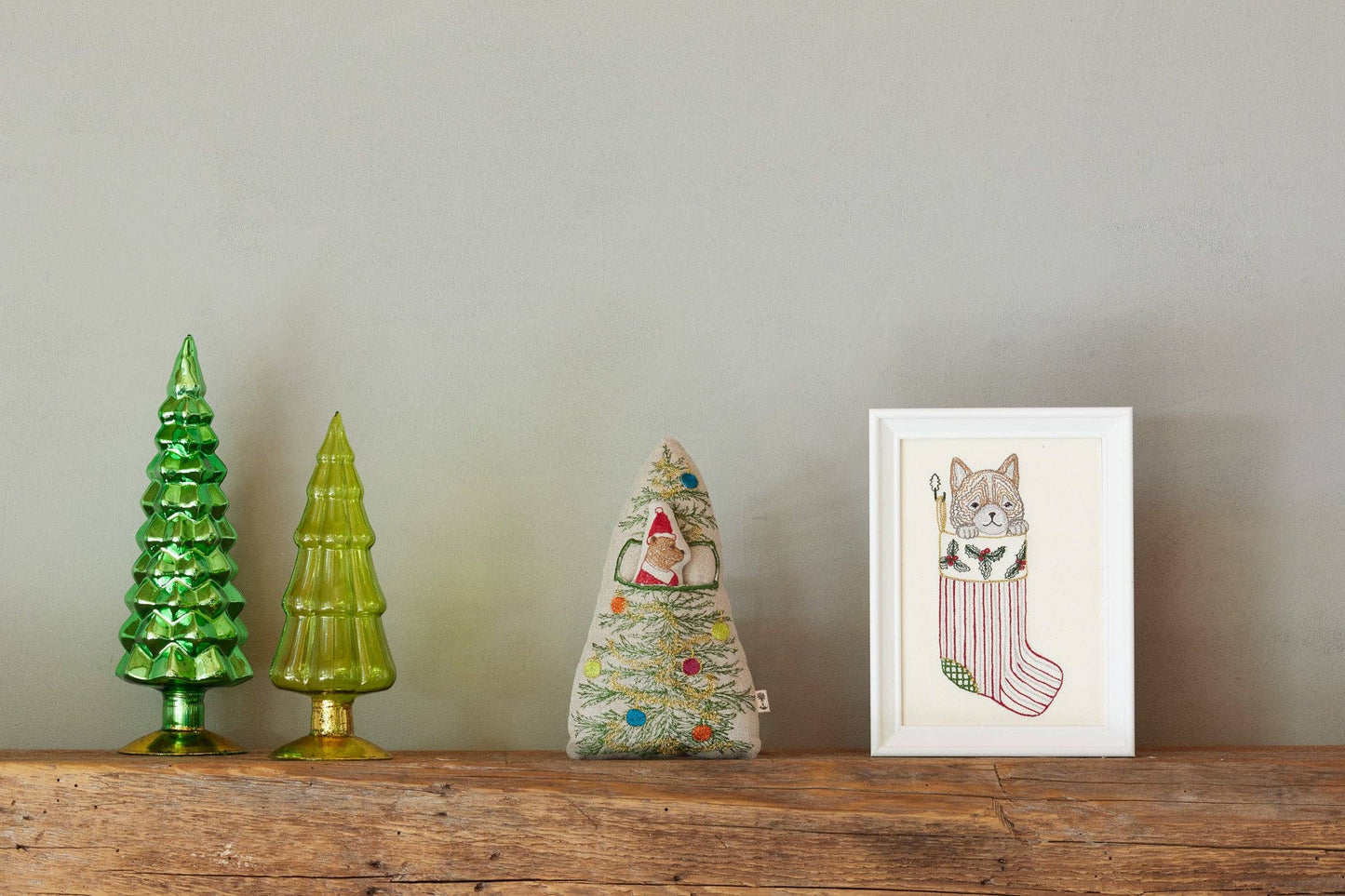 Embroidered Pocket Christmas Tree