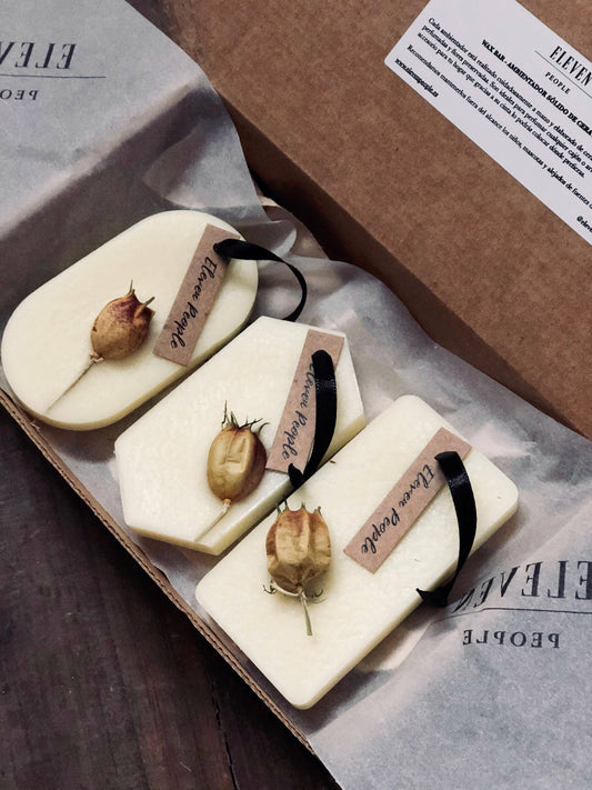 Natural Soy Wax Bar Freshener with Botanical Elements